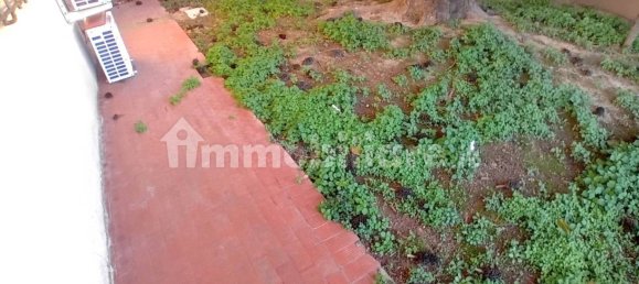 2 bedrooms Apartment in Campi Bisenzio, Italy No. 44970 23