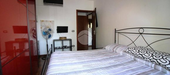 2 bedrooms Apartment in Rome, Italy No. 370332 12