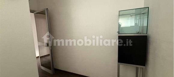 5 rooms Commercial property in Valenza, Italy No. 141399 8