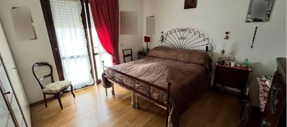 2 bedrooms Apartment in Corciano, Italy No. 154683 12