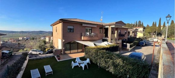 2 bedrooms Apartment in Corciano, Italy No. 154683 21