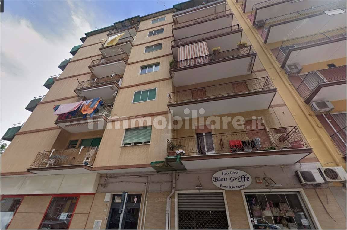 Apartamento T3 em Taranto, Italy N.º 340244
