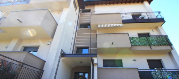 3-Zimmer Wohnung in Canegrate, Italy, Nr. 33287 2