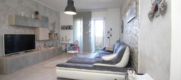 3-Zimmer Wohnung in Canegrate, Italy, Nr. 33287 6