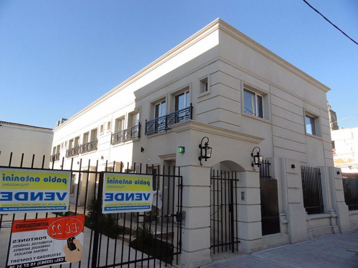 Estudio en Buenos Aires, Argentina No. 72605