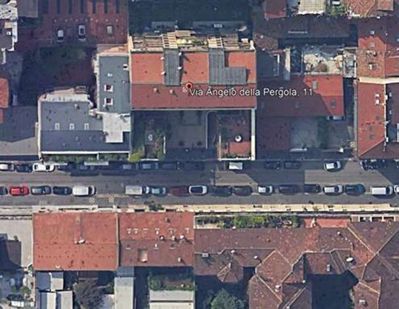  عقار تجاري في Milan, Italy 117متر مربع رقم 379198