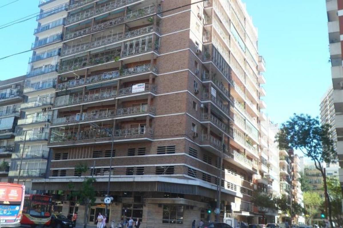 3 bedrooms Apartment in Buenos Aires, Argentina No. 80402