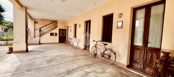 6 rooms House in Caravaggio, Italy No. 65655 3