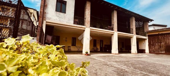 6 rooms House in Caravaggio, Italy No. 65655 9