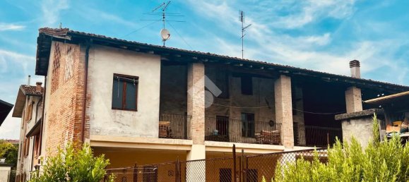 6 rooms House in Caravaggio, Italy No. 65655 15