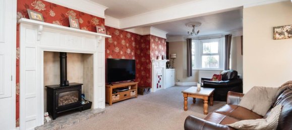 3 bedrooms House in Tonbridge, United Kingdom No. 10592 2