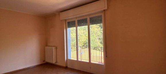 3 bedrooms Apartment in San Fermo della Battaglia, Italy No. 343444 3