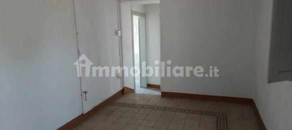 3 Schlafzimmer Wohnung in Terni, Italy, Nr. 352125 8