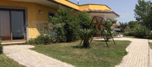  عقار تجاري في Velletri, Italy 656متر مربع رقم 15736 6