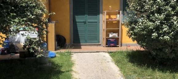  عقار تجاري في Velletri, Italy 656متر مربع رقم 15736 14