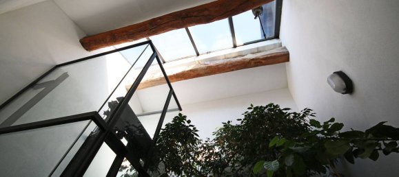 4 bedrooms Apartment in Parma, Italy No. 47949 5