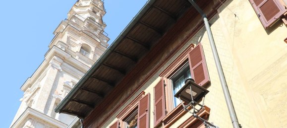 4 bedrooms Apartment in Parma, Italy No. 47949 2