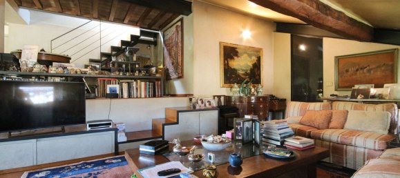 4 bedrooms Apartment in Parma, Italy No. 47949 15