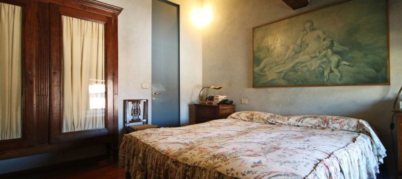4 bedrooms Apartment in Parma, Italy No. 47949 27