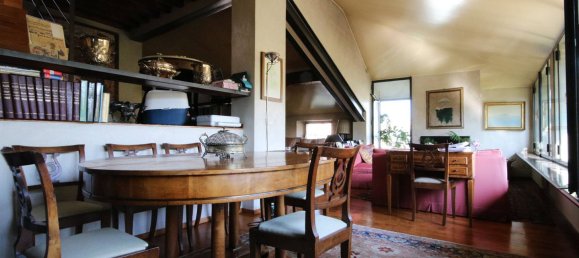 4 bedrooms Apartment in Parma, Italy No. 47949 11