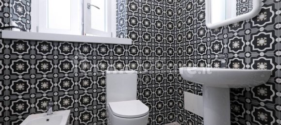 2 bedrooms Apartment in Rome, Italy No. 352909 22