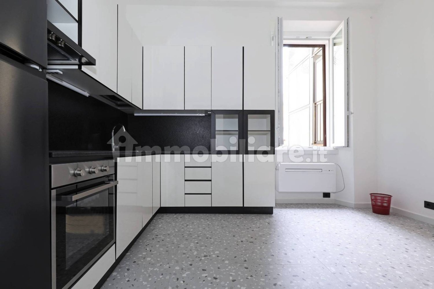 2 bedrooms Apartment in Rome, Italy No. 352909