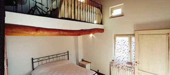 2-salle Appartement à Foiano della Chiana, Italy No. 228599 5