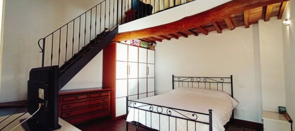 2-salle Appartement à Foiano della Chiana, Italy No. 228599 7