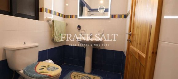 Apartamento de 2 dormitorios en Marsalforn, Malta No. 5897 10