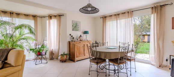 3 bedrooms House in Brechamps, France No. 152522 7