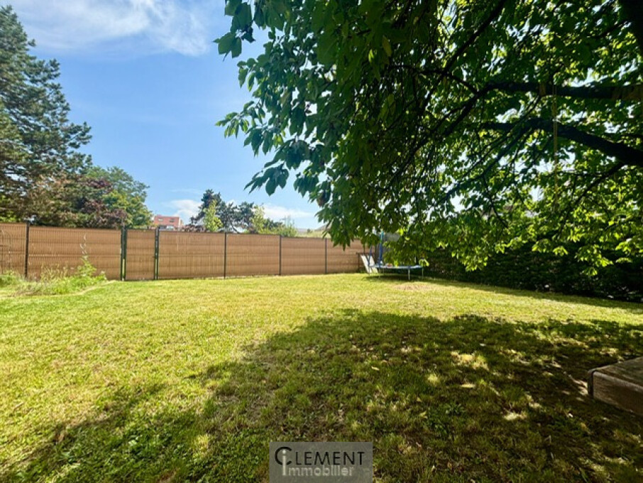 Apartamento de 3 dormitorios en Lingolsheim, France No. 317261