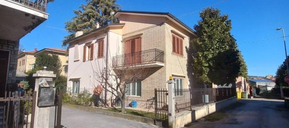 8 rooms House in Falerone, Italy No. 147895 28
