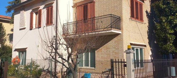 8 rooms House in Falerone, Italy No. 147895 27