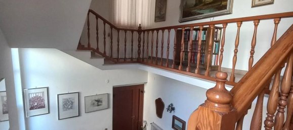8 rooms House in Falerone, Italy No. 147895 6