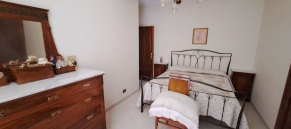 10-salle Maison à Montottone, Italy No. 156360 13