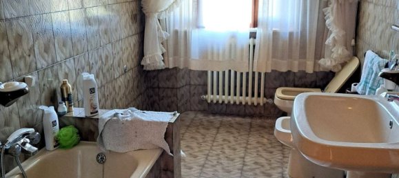 10-salle Maison à Montottone, Italy No. 156360 23