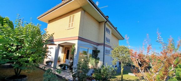 10-salle Maison à Montottone, Italy No. 156360 10