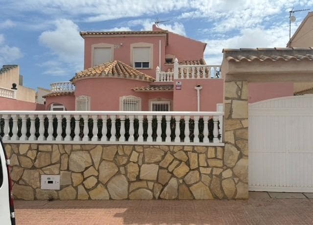 5 bedrooms House in Alicante, Spain No. 182044