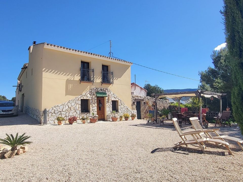 6 bedrooms House in Monovar, Spain No. 280312