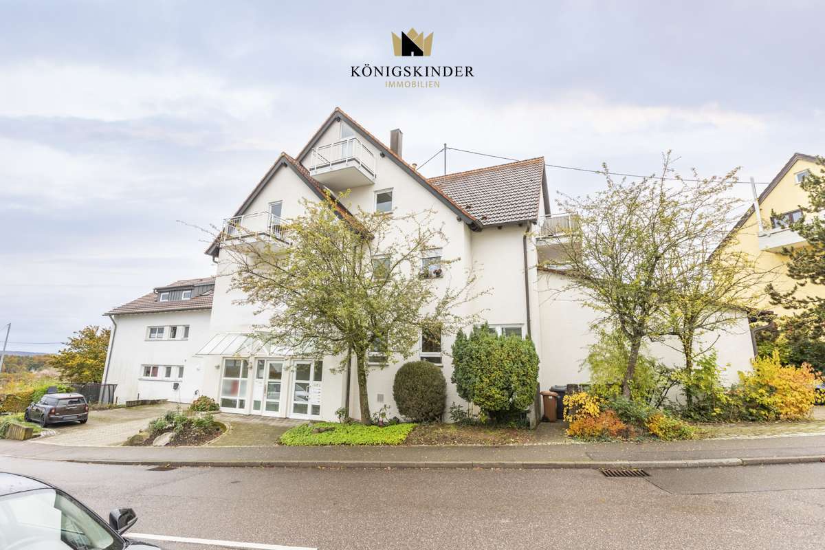  بناية في Stuttgart, Germany 599متر مربع رقم 12990