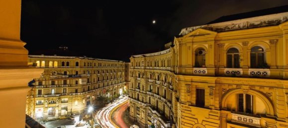 44m² Hotel in Naples, Italy No. 33735 12