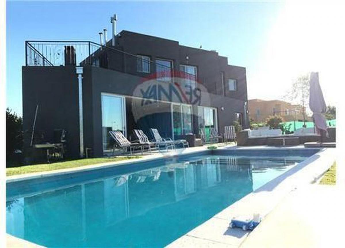 4 Schlafzimmer Haus in Pilar, Argentina, Nr. 103221