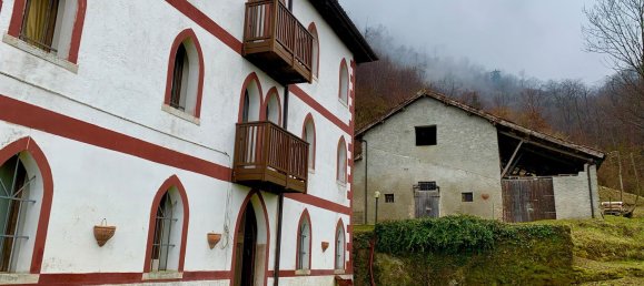 15 rooms House in Feltre, Italy No. 109558 5