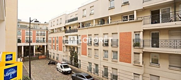 2 chambres Appartement à Paris, France No. 170746 3