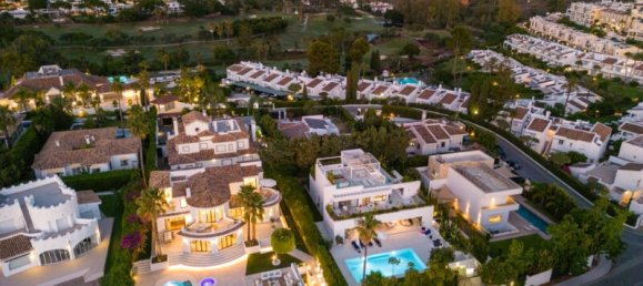 5 Schlafzimmer Villa in Marbella, Spain, Nr. 69882 50