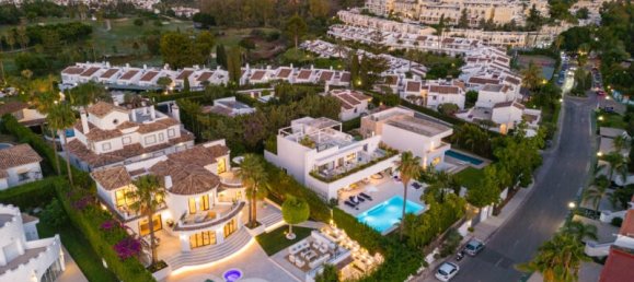 5 Schlafzimmer Villa in Marbella, Spain, Nr. 69882 49