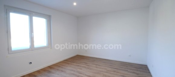 Villa de 3 dormitorios en Saint-Quentin, France No. 240770 6