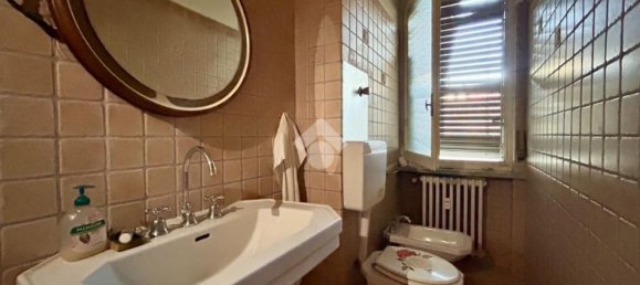 5 rooms Apartment in Asti, Italy No. 299734 30