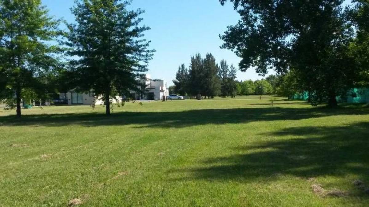  Land in Pilar, Argentina No. 111318