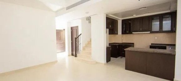 2 bedrooms Townhouse in Dubai Land, UAE No. 54550 2